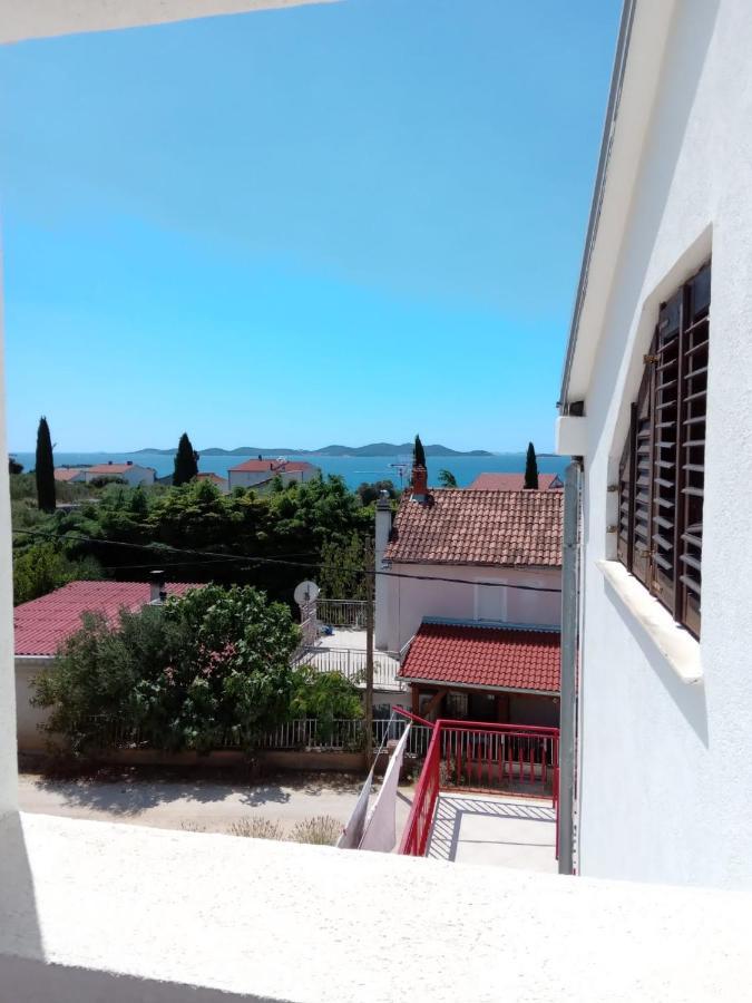 Francis Appartements Pakoštane Екстериор снимка