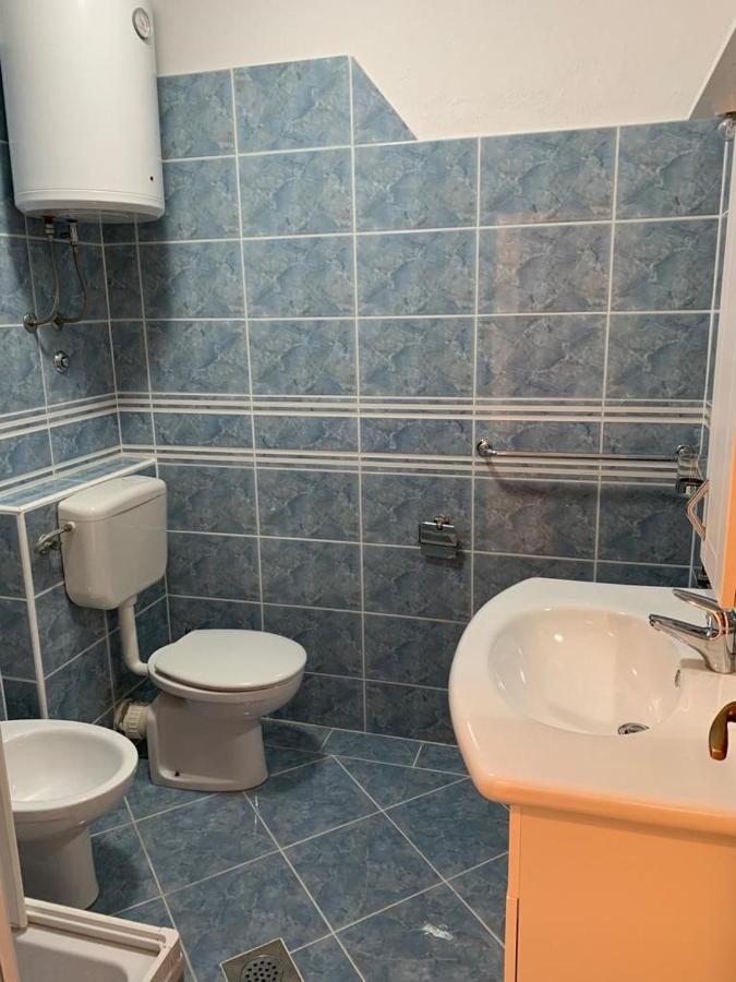 Francis Appartements Pakoštane Екстериор снимка